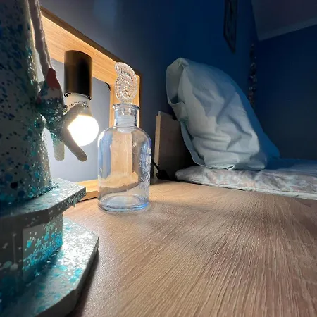 Petya's Two Bedroom Near The Sea Garden. *